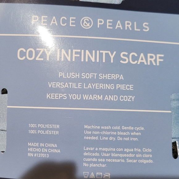NWT Peace & Pearls Camel Leopard Cozy Infinity Sherpa Scarf - Picture 4 of 4